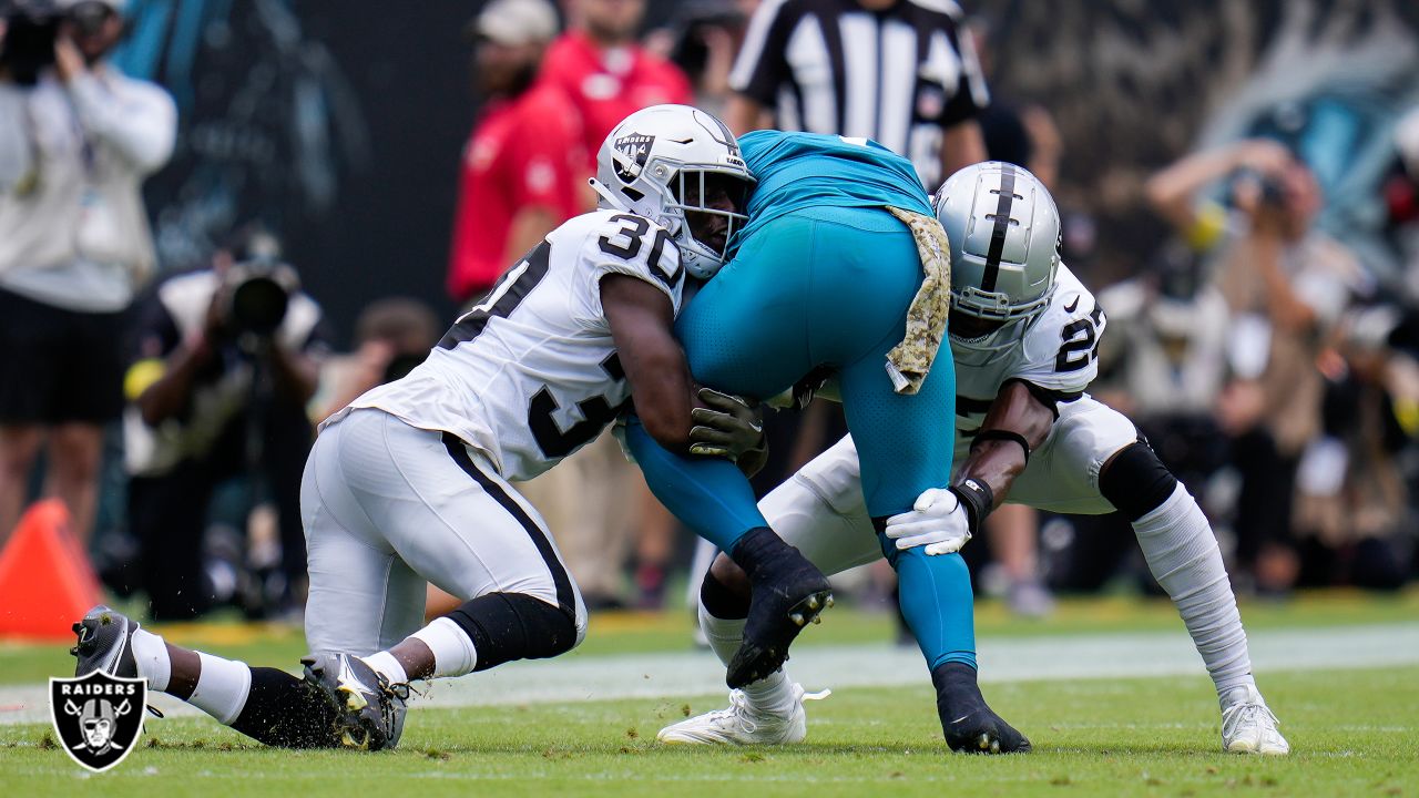 Raiders versus Jaguars second half open game thread - Silver And