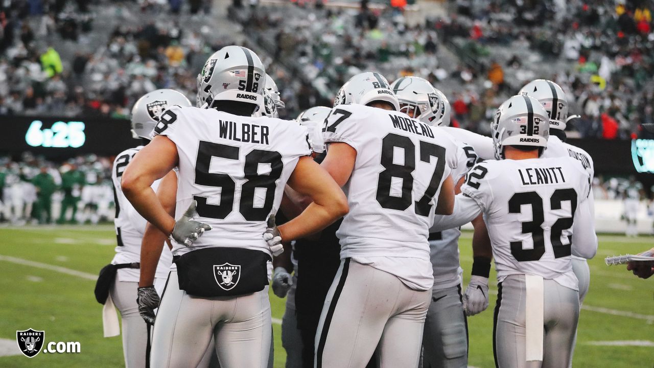 Oakland Raiders dominated by the New York Jets in Week 12