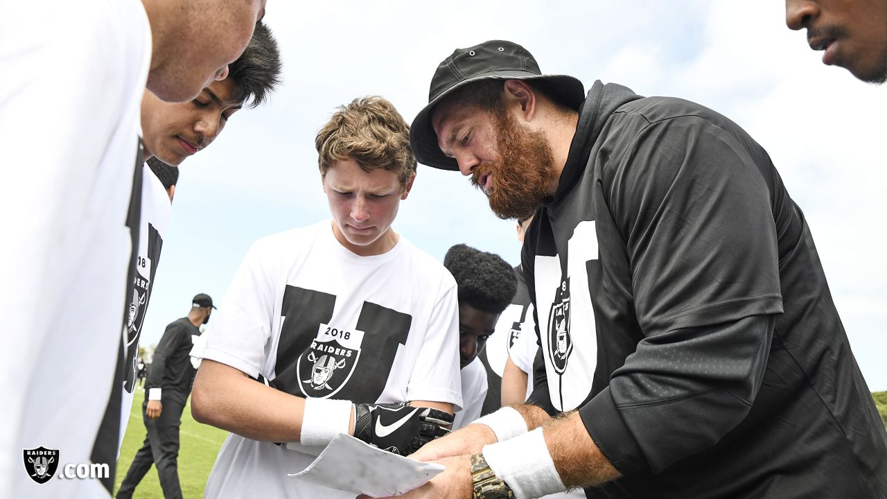 Oakland Raiders host 7-on-7 youth camp at team facility in Alameda