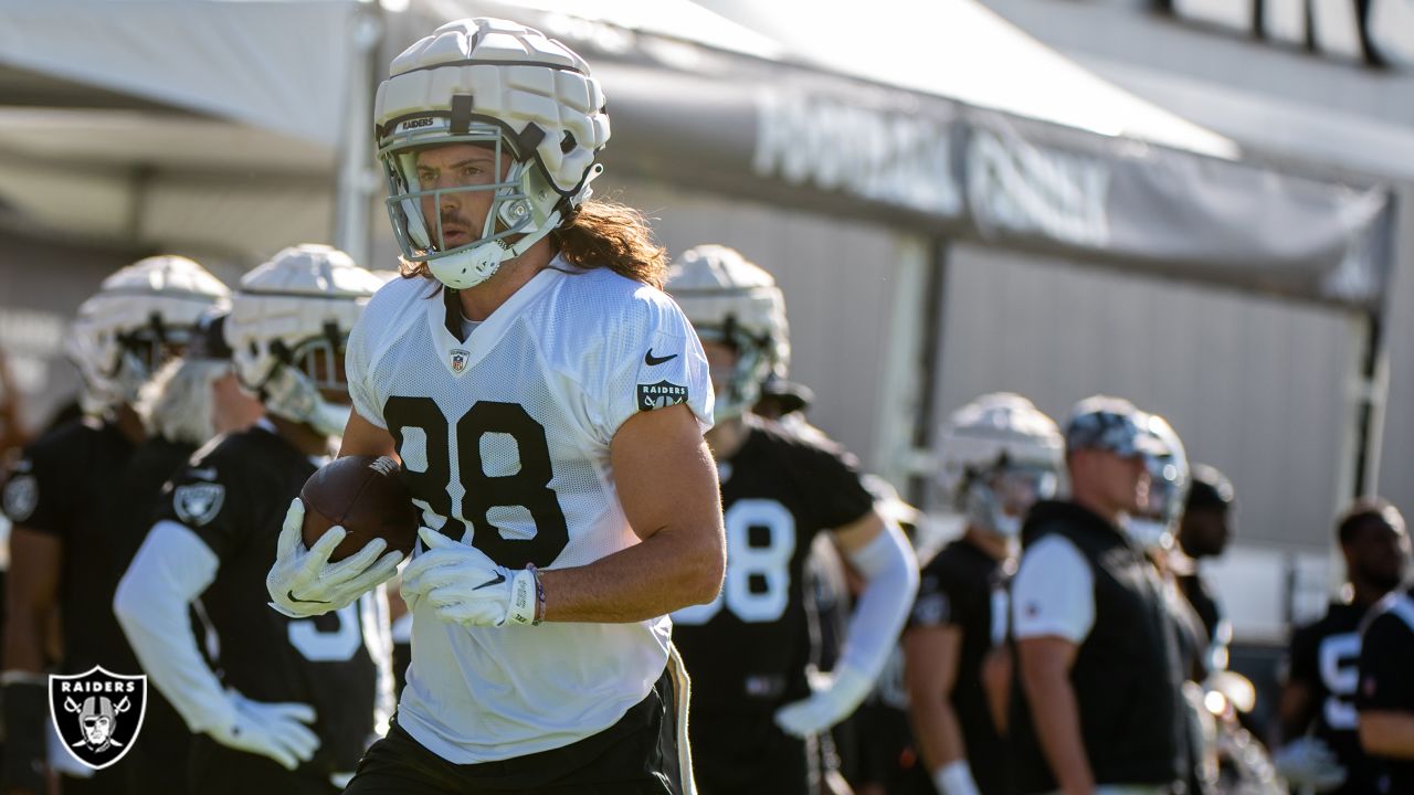 Raiders Training Camp: Trying to get defensive communication on