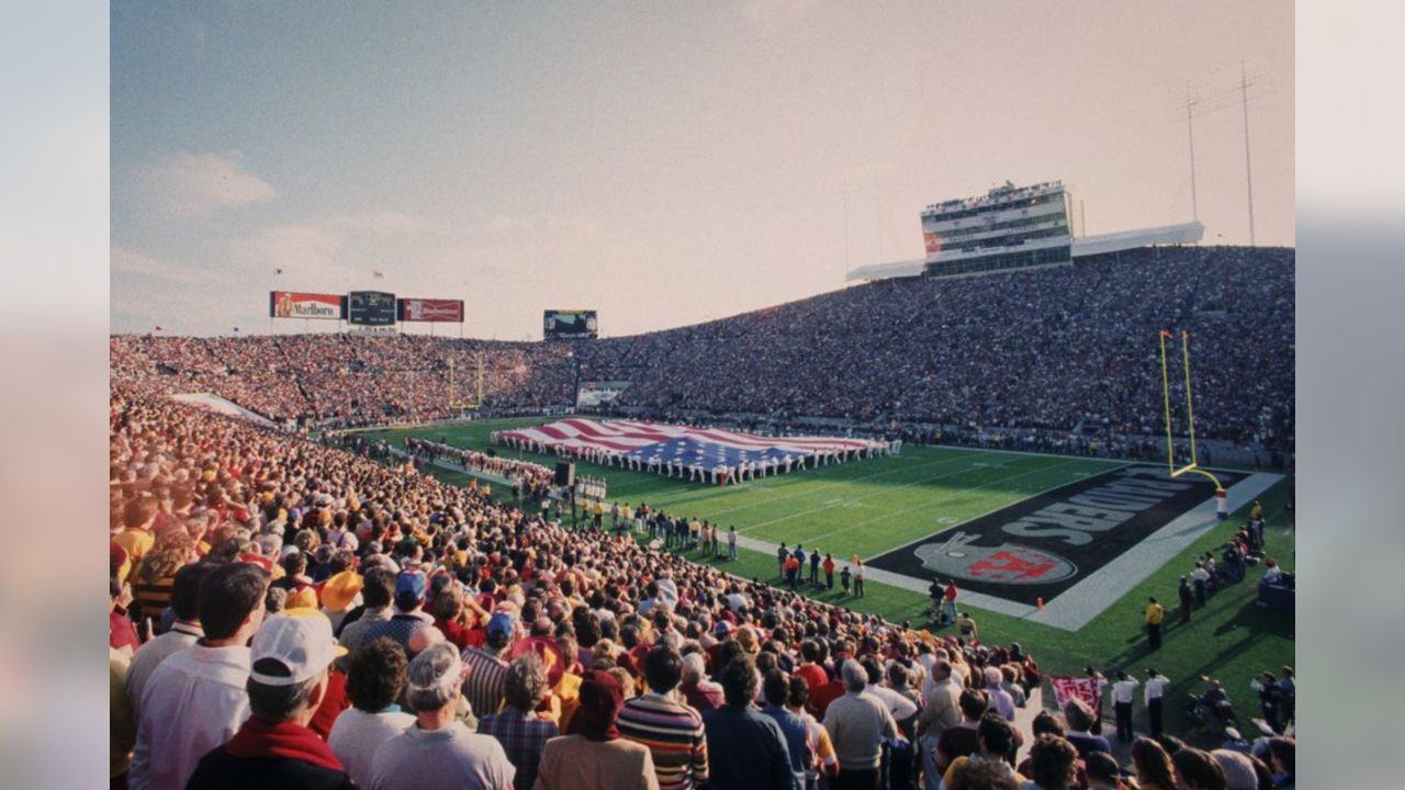 The Players' Tribune - On this day in 1984, Super Bowl XVIII was dominated  by the Los Angeles Raiders and Marcus Allen. Defeating the Washington  Redskins 38-9.