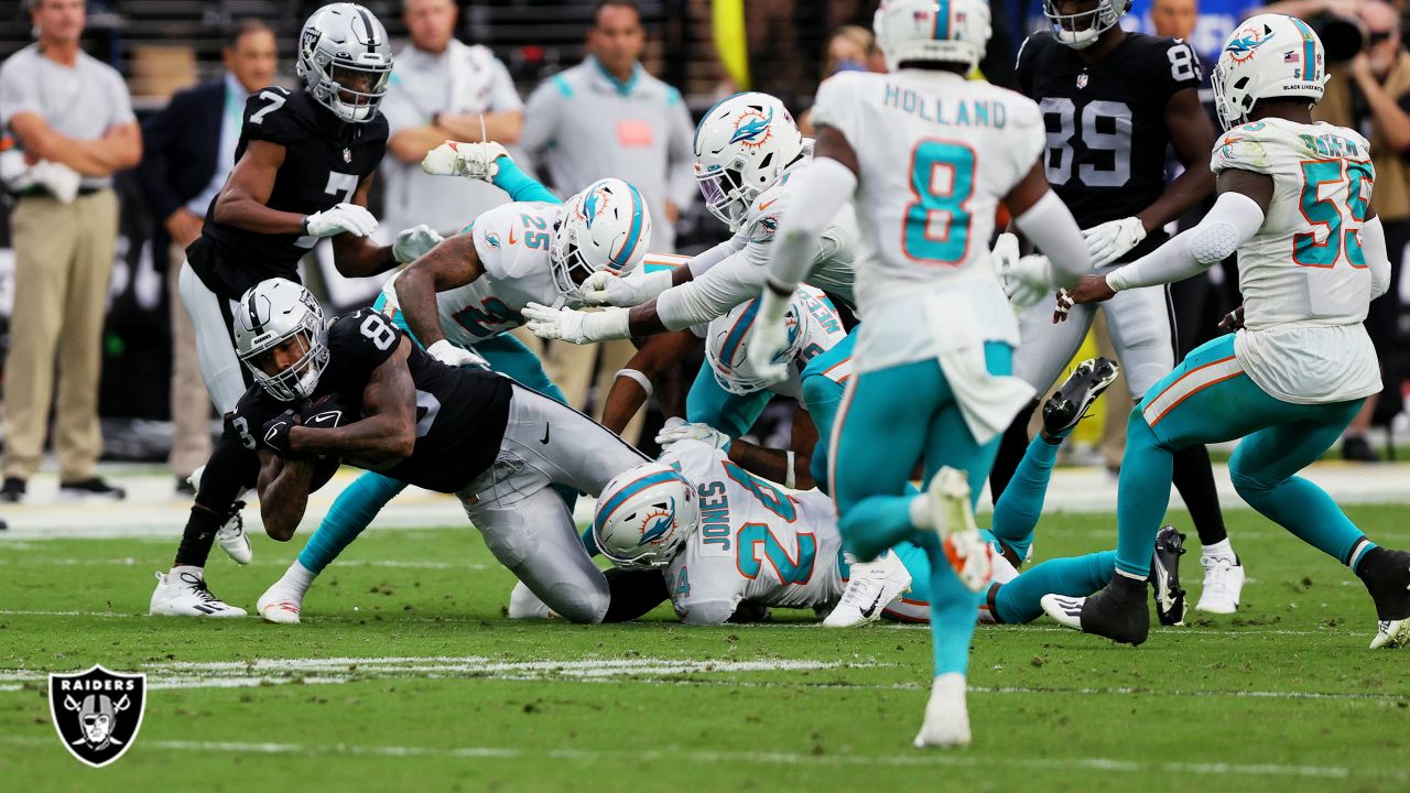 Quick Snap: Raiders beat Miami Dolphins in another overtime thriller at  Allegiant Stadium