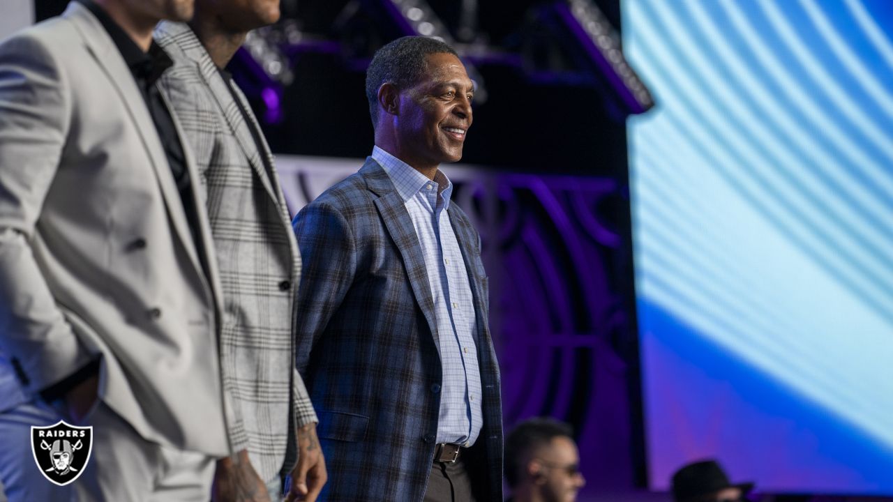 Raider Nation shows up and shows out for first round of NFL Draft