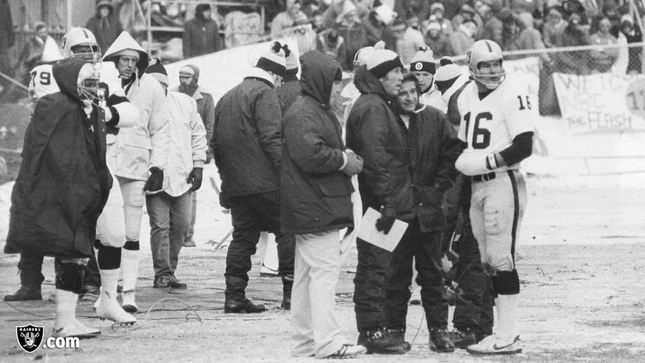 Frozen in time: Newsome recalls Red Right 88 in Browns' 1980