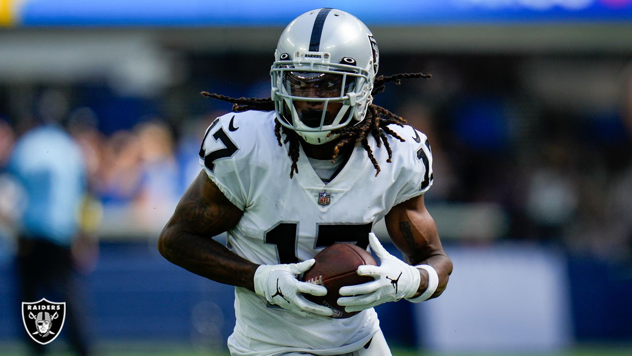 NFL: Raiders vencen 27-20 a Chargers gracias a la dupla Derek Carr -  Davante Adams