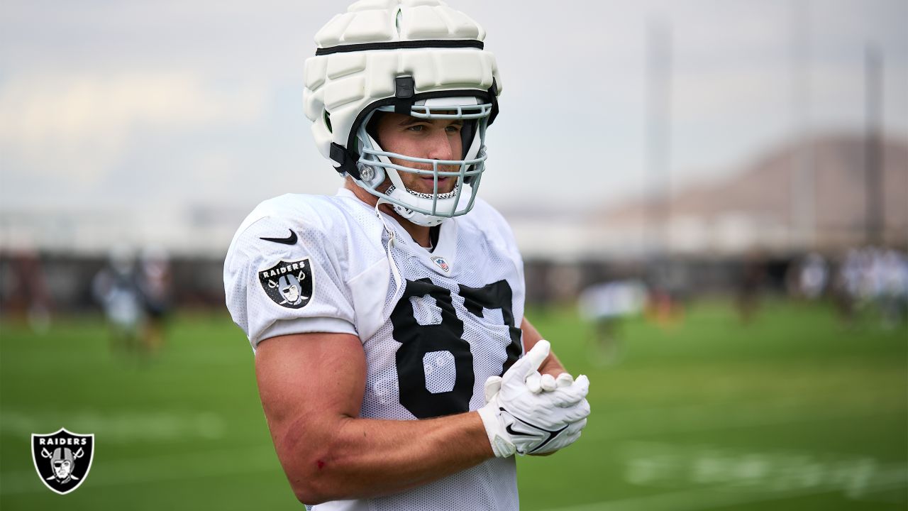 Raiders' Hunter Renfrow, Michael Mayer, Jakobi Meyers standout at training  camp, Raiders News