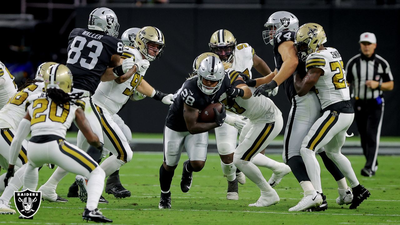 Darren Waller Emerges as the Las Vegas Raiders Smash the New Orleans Saints  - Last Word on Pro Football