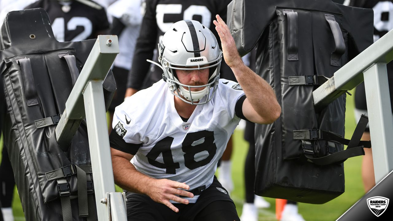 Raiders' Trent Brown practices for first time at camp