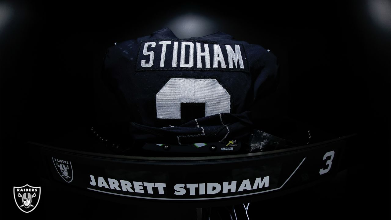 Jarrett Stidham injury update: Raiders QB dealing with elbow injury in Week  18, but will play - DraftKings Network