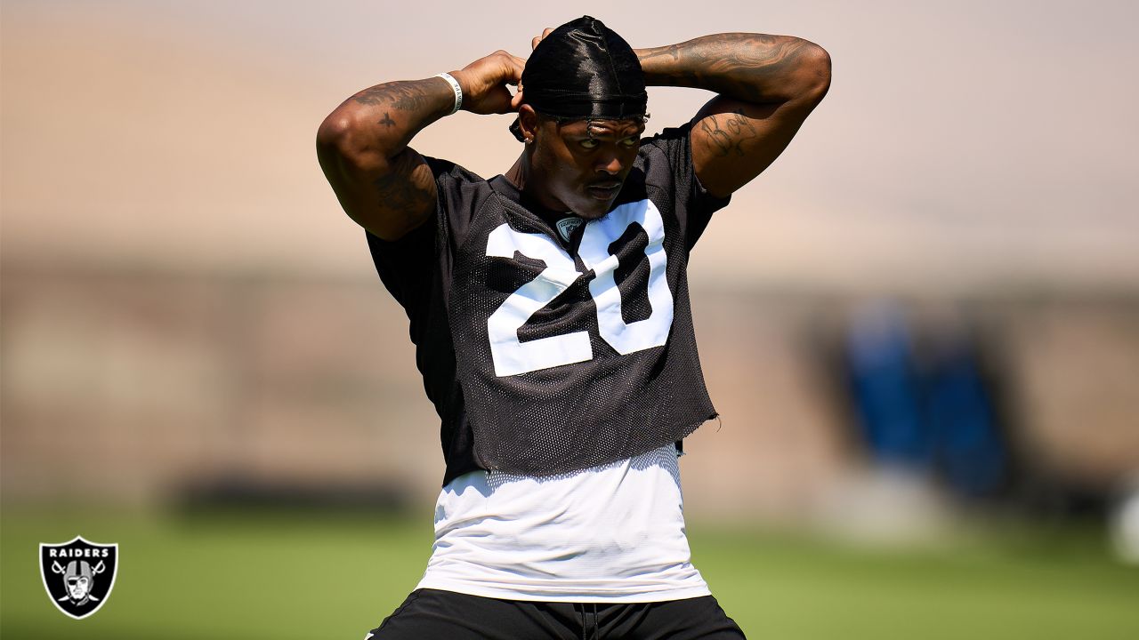 Las Vegas Raiders have 83 players attending OTAs Wednesday - Silver And  Black Pride