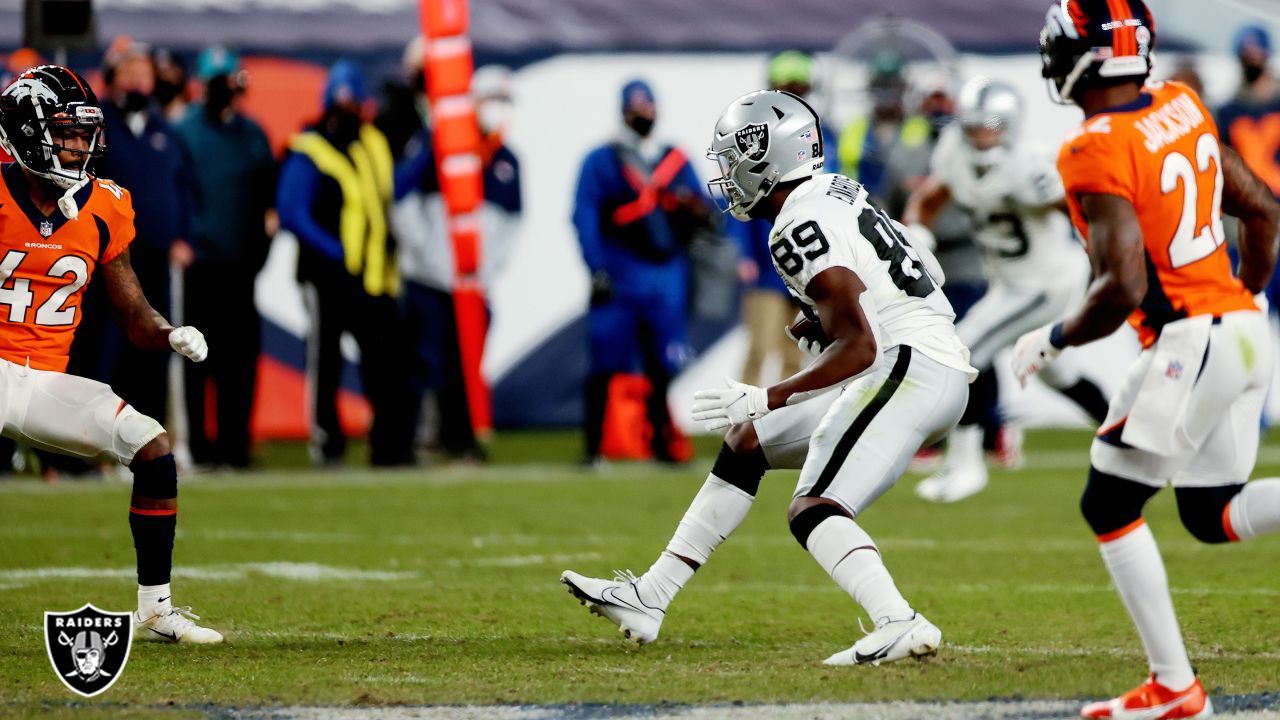 Raiders kicker Daniel Carlson, a Colorado Springs native, sets team record  vs. Broncos, Sports