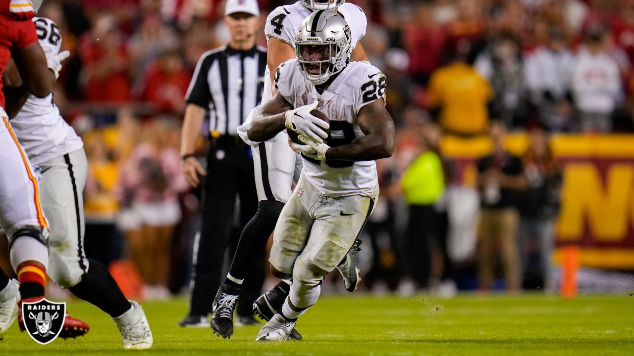 Raiders' Davante Adams, Josh Jacobs feeling the torment from losses