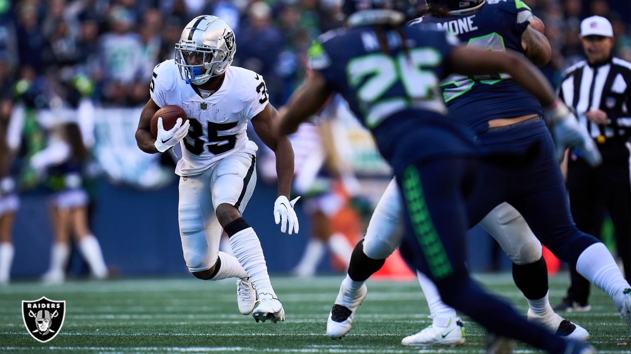 NFL Week 12 Recap: Josh Jacobs Goes Supersonic in Seattle - FantraxHQ