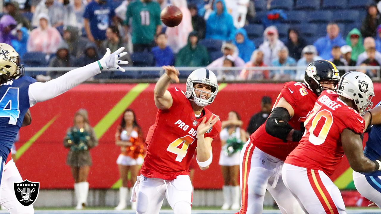 Derek Carr's Jersey Retired At Fresno State Home Opener