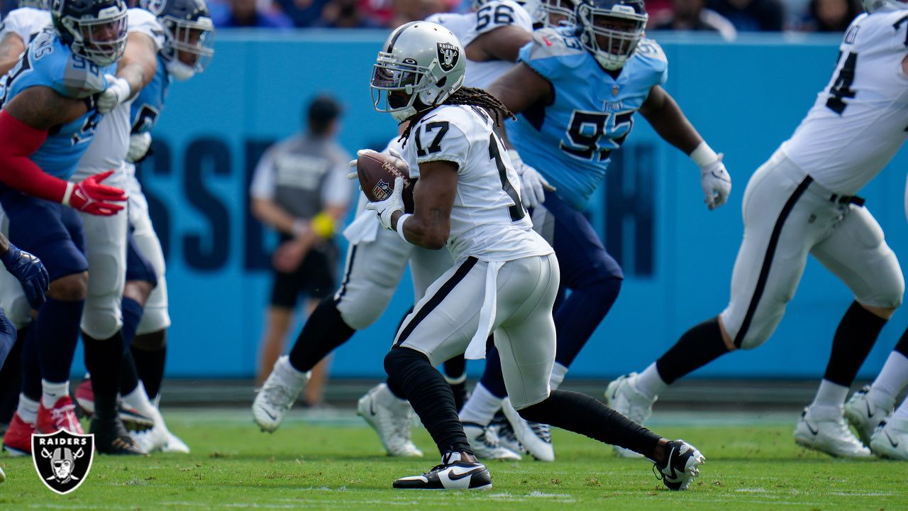 Tar Heels in NFL: Hollins has career day, makes two late clutch catches but  Raiders fall