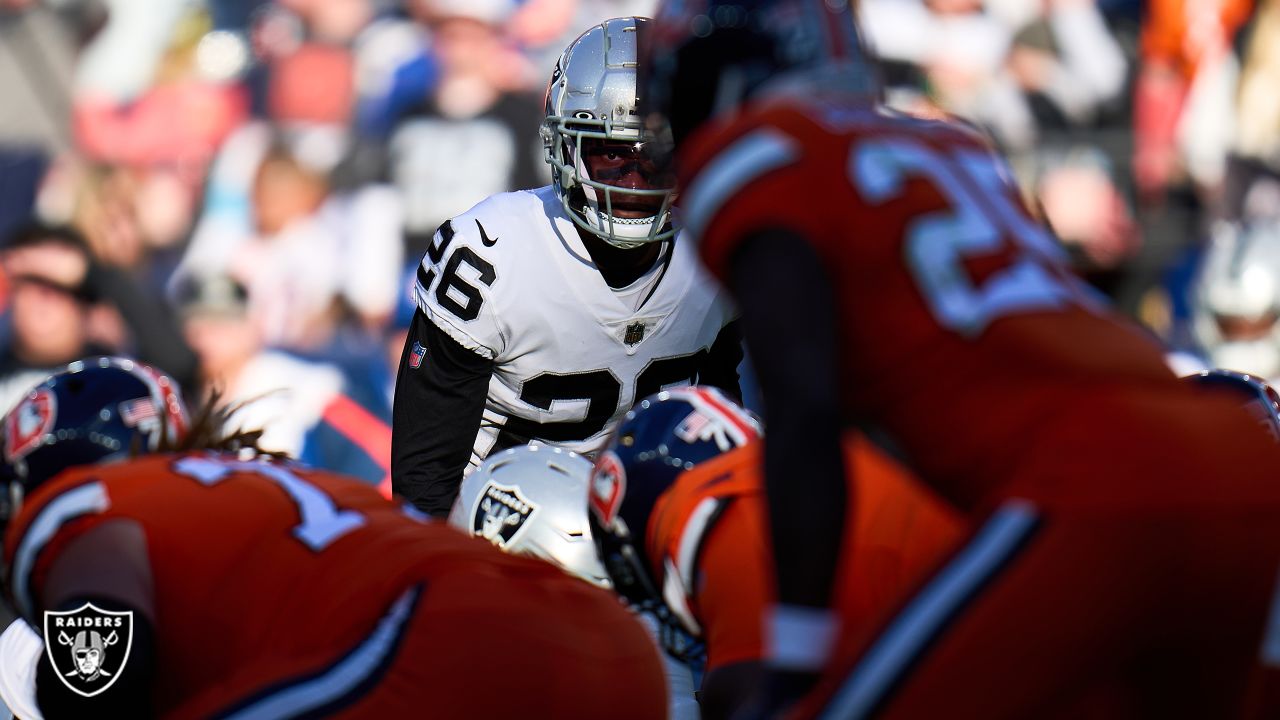 Broncos vs Texans  Empower Field at Mile High