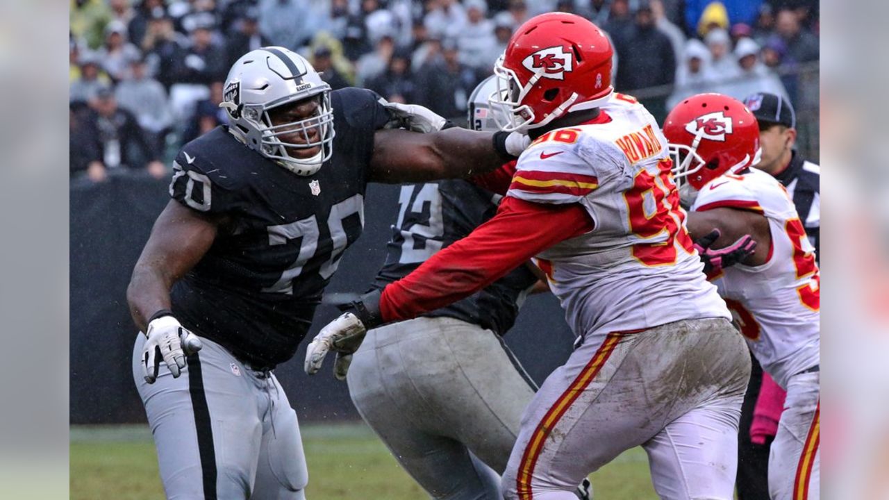 Oakland Raiders star Khalil Mack's high school jersey retired by the  Westwood Panthers