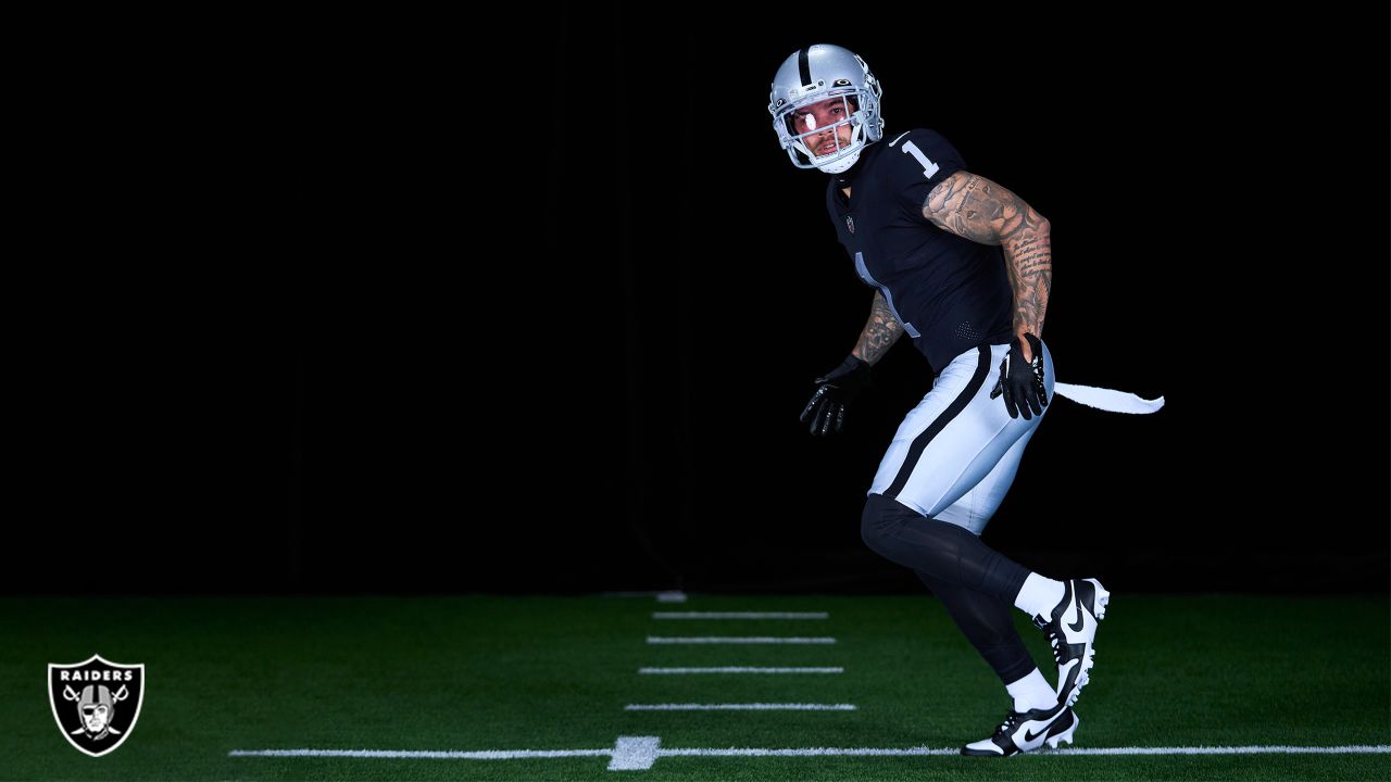 las vegas raiders all black uniforms