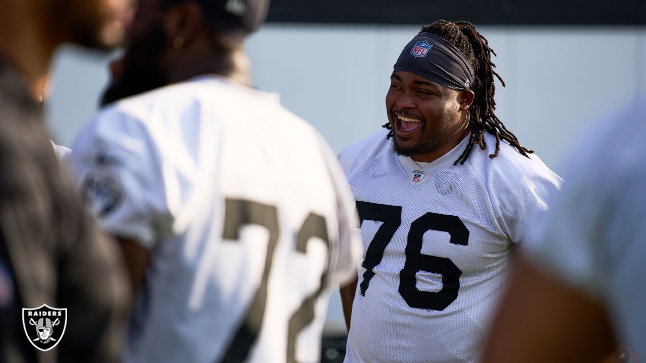 Raiders news: Greg Olson excited about young offensive linemen