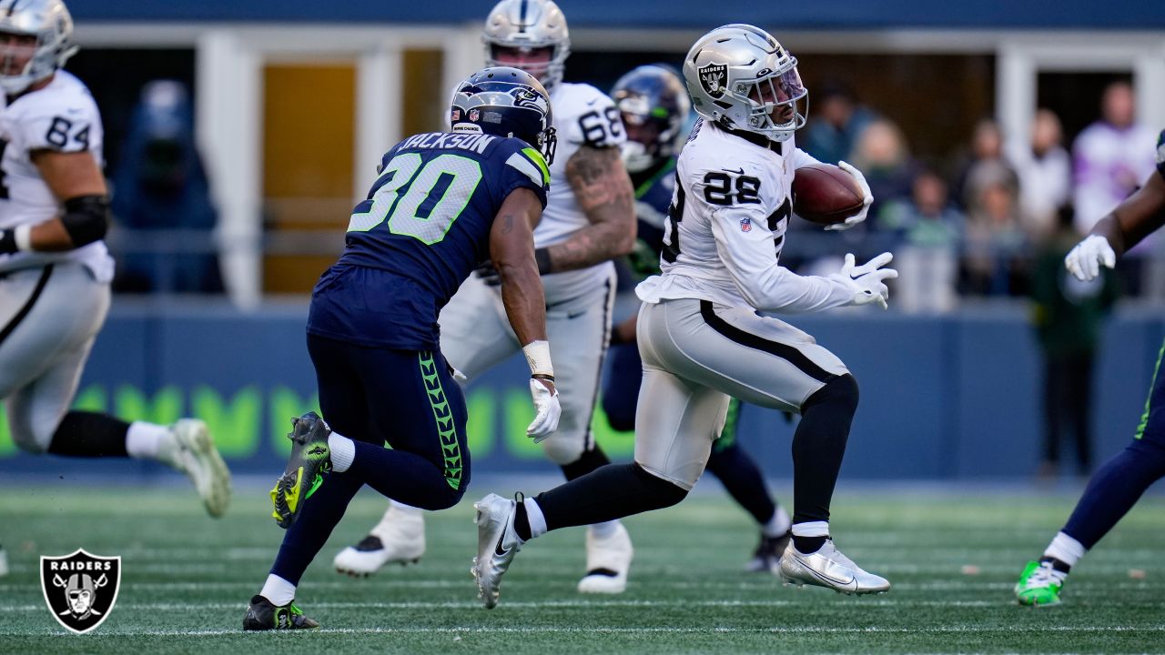 Seahawks get reality check with home OT loss to Raiders, Josh Jacobs