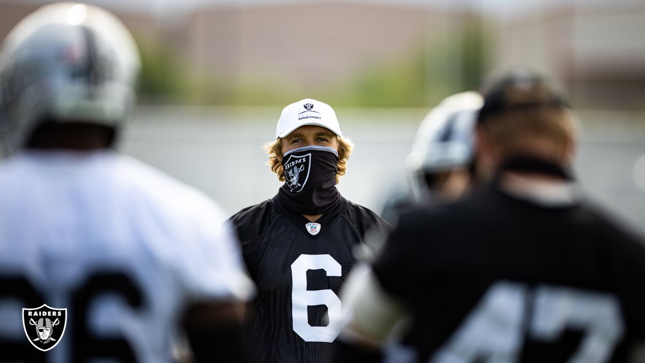 Raiders coaching staff expects Johnathan Abram to enforce and lead in 2020