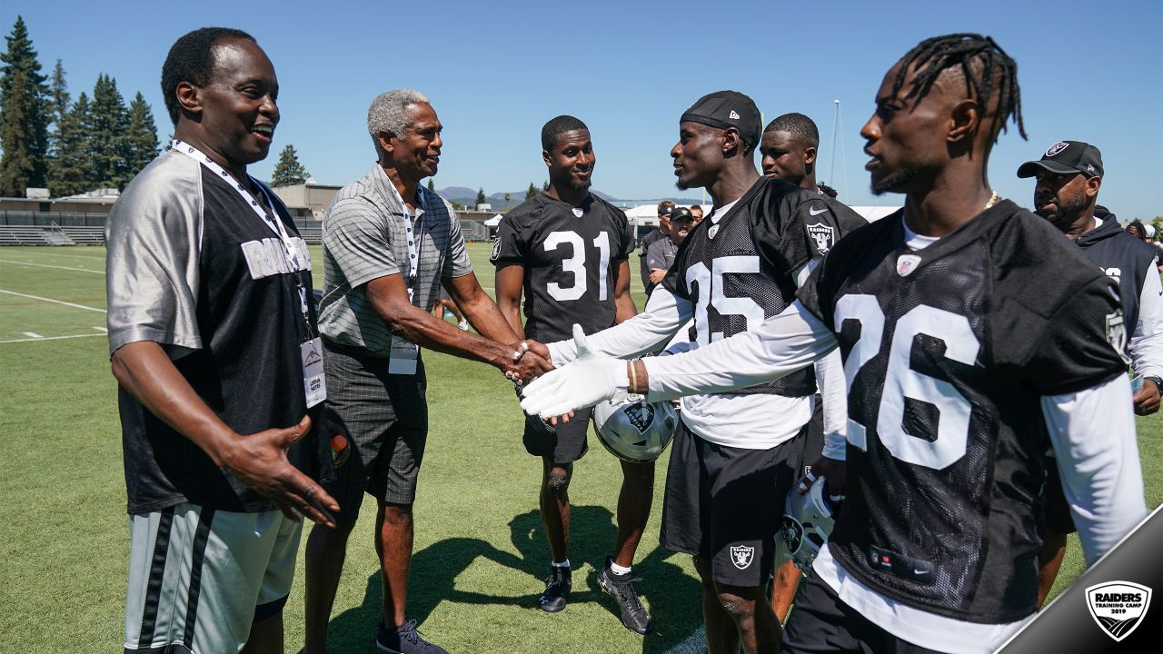 Hall of Fame cornerback Mike Haynes calls on Raiders to create a team Hall  of Fame 