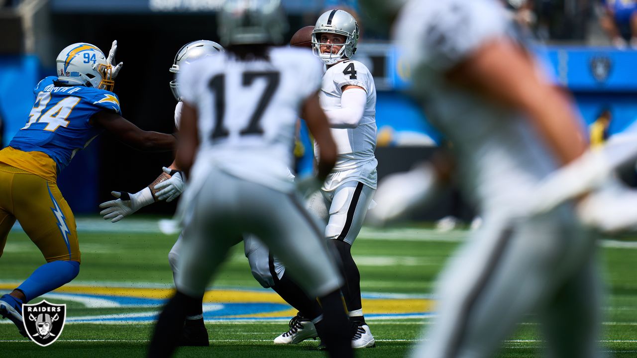 Saints QB Derek Carr congratulated Raiders HC Josh McDaniels on