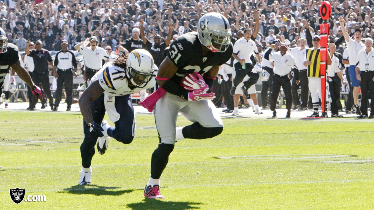 Raiders throwback jerseys celebrate 1970 team