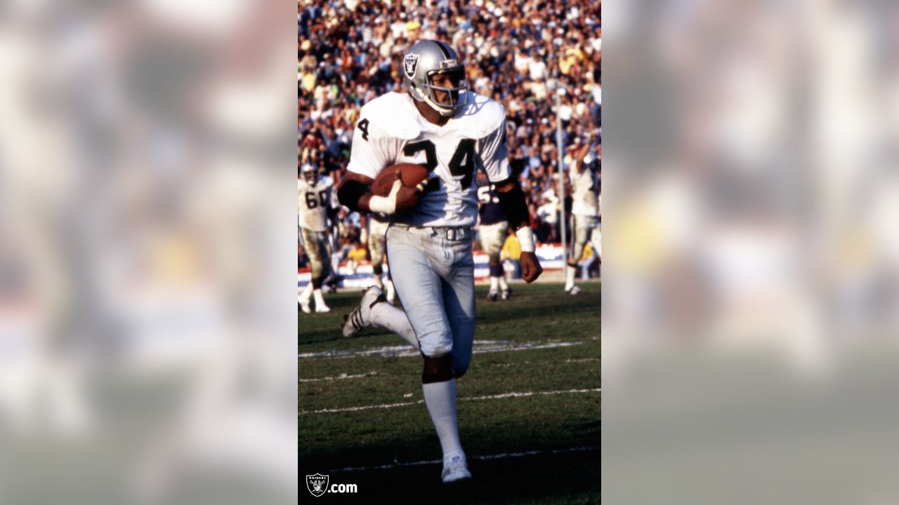 Las Vegas Raiders on X: We're thinking of the great Willie Brown