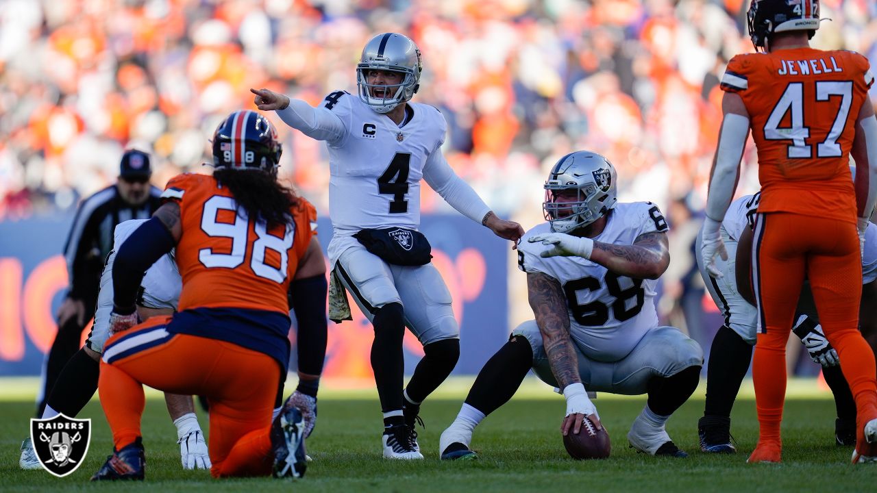 Las Vegas Raiders defensive end Maxx Crosby (98) during the first half of  an NFL football game against the Denver Broncos, Sunday, Oct 2, 2022, in Las  Vegas. (AP Photo/Rick Scuteri Stock