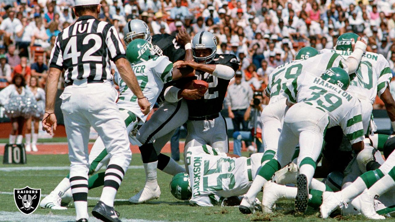 Remembering the New York Jets' last L.A. game: A collapse vs. Raiders