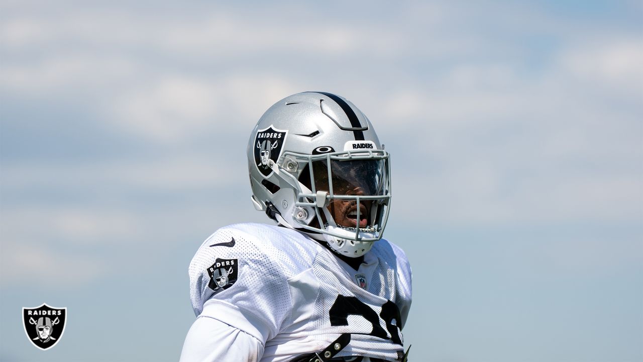 Las Vegas Raiders CB Nate Hobbs making a solid start to NFL career - Sports  Illustrated Las Vegas Raiders News, Analysis and More