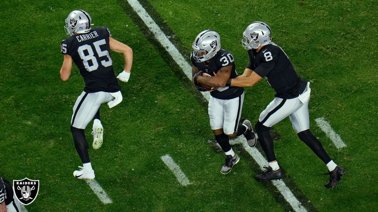 Sights of the Game: Week 18 Gameday Entertainment vs. Chargers