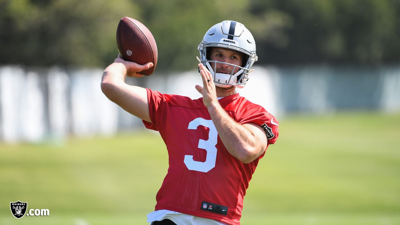 Nathan Peterman expected to make Raiders' roster