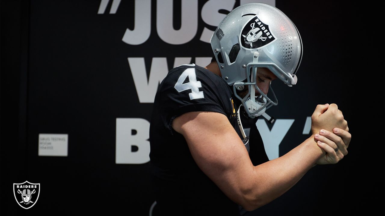 Las Vegas Raiders on X: Well-deserved. @CrosbyMaxx has been named the AFC  Defensive Player of the Week »    / X