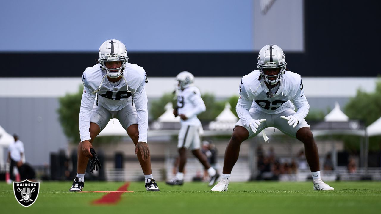 Raiders training camp 2023: Andre James-Jimmy Garoppolo relationship -  Silver And Black Pride