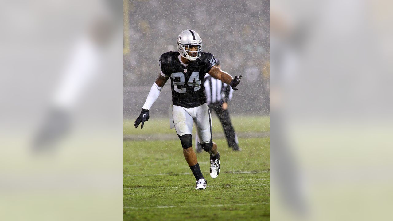 Oakland Raiders' Charles Woodson Announces Retirement - WSJ