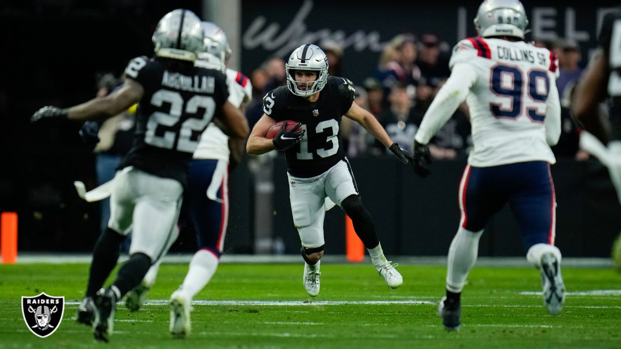 Raiders' Hunter Renfrow loses fumble, not teammates' trust, Raiders News