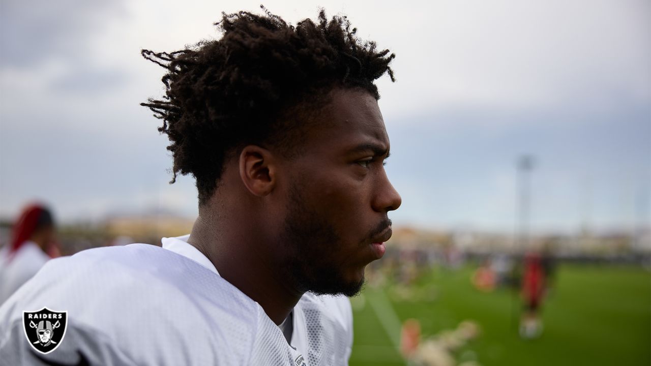 Las Vegas Raiders cornerback Duke Shelley (23) warms up before an NFL  football game against the San Francisco 49ers, Sunday, Aug. 13, 2023, in  Las Vegas. (AP Photo/John Locher Stock Photo - Alamy