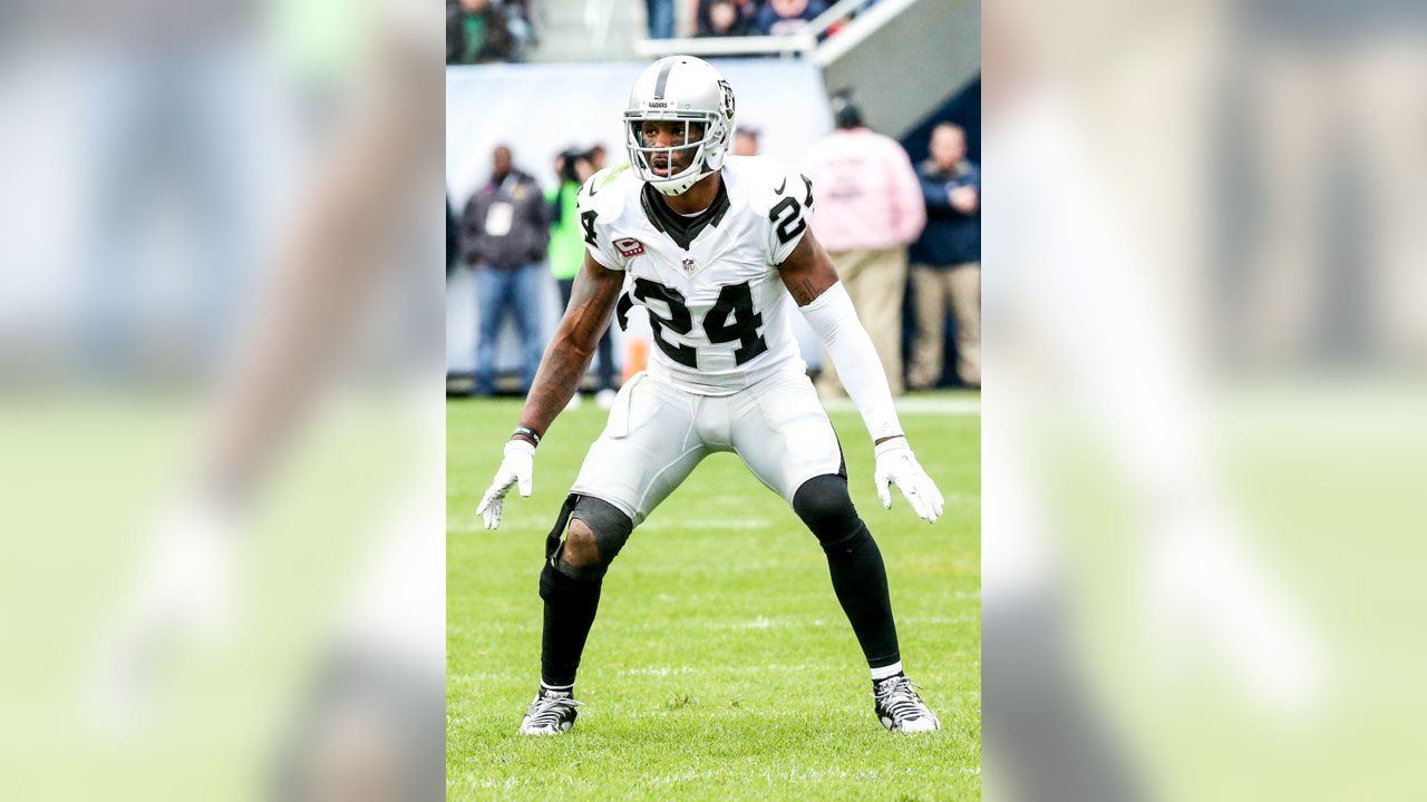 Oakland Raiders S Charles Woodson announces he'll retire after