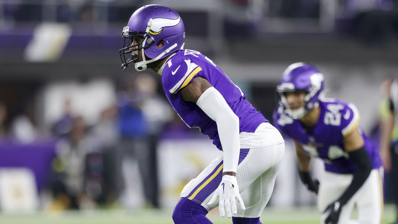 Watch: Marcus Davenport used in coverage at Vikings OTAs - Sports