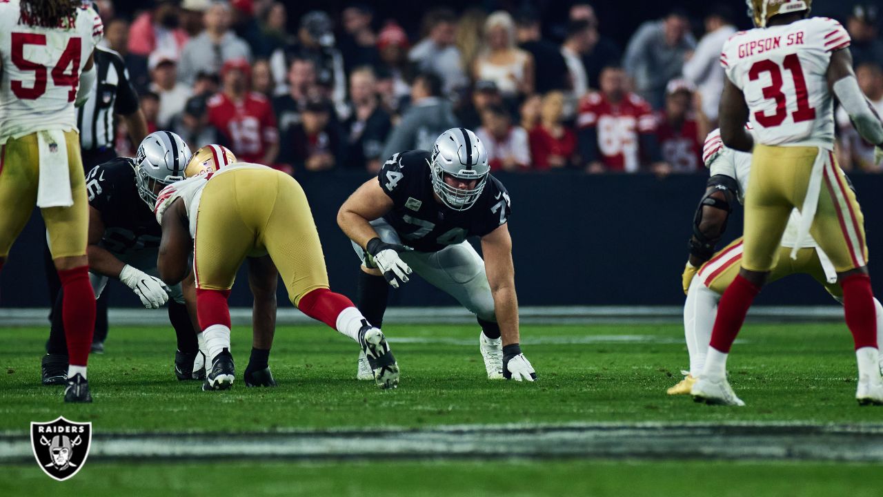 Raiders LT Kolton Miller excited about cohesion on offensive line