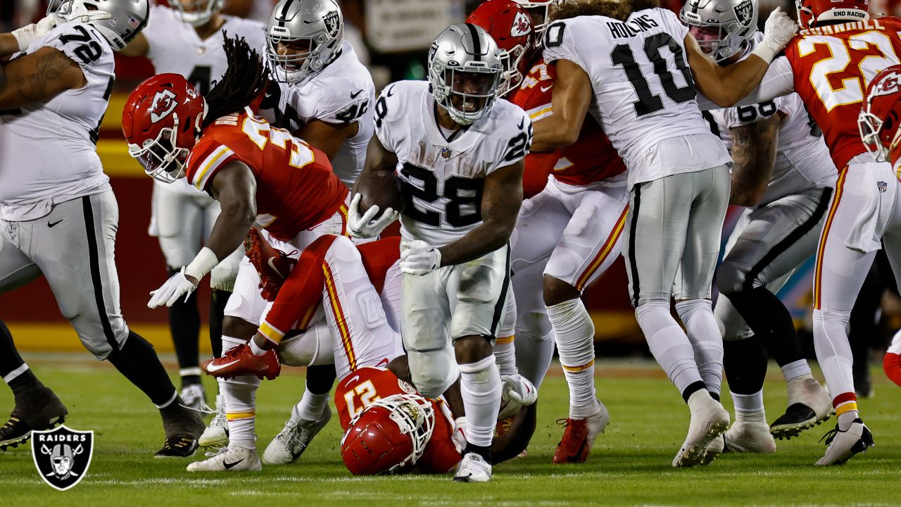 Raiders vs. Chiefs Player Prop Bets and Odds: Patrick Mahomes, Davante  Adams, Josh Jacobs 