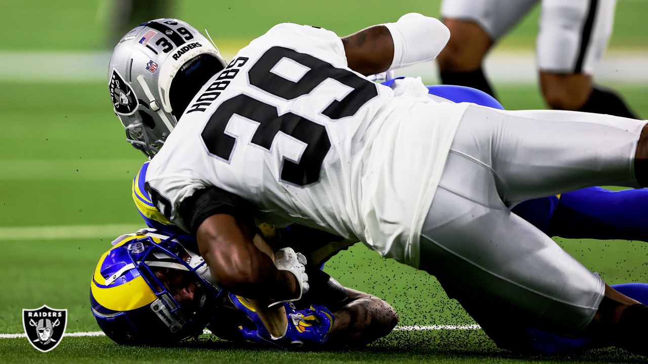 Las Vegas Raiders cornerback Nate Hobbs (39) runs during an NFL football  game against the Los Angeles Chargers Monday, Oct. 4, 2021, in Inglewood,  Calif. (AP Photo/Kyusung Gong Stock Photo - Alamy