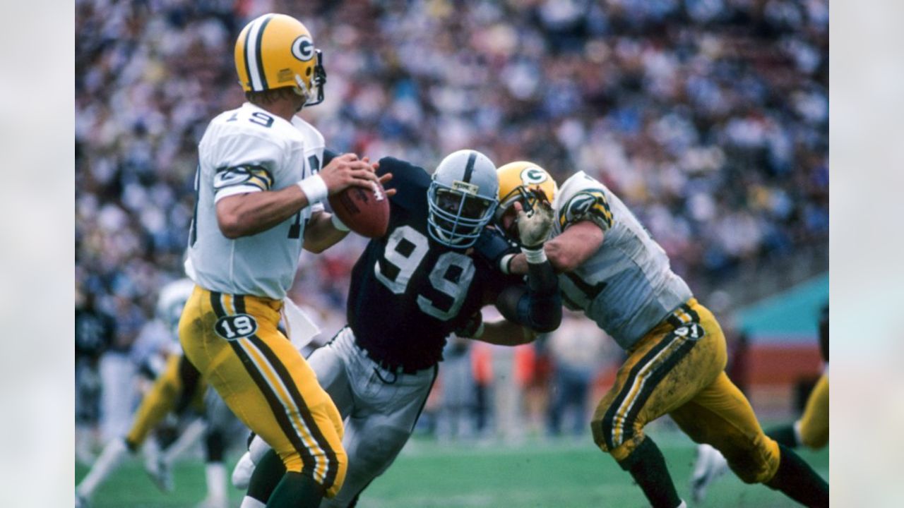 Super Bowl II: How Packers handily defeated Raiders - Sports Illustrated  Vault