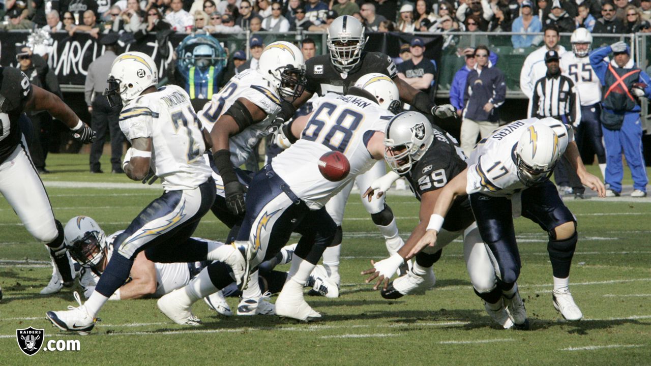 Raiders throwback jerseys celebrate 1970 team