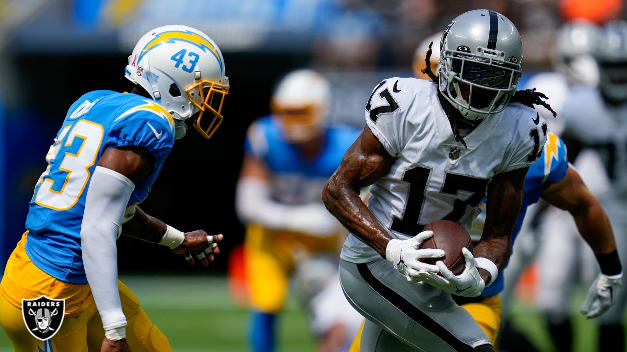 Halftime Report: Davante Adams, Derek Carr connection rekindled in Los  Angeles