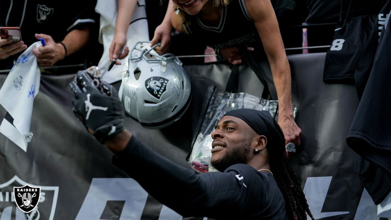 Pregame sights from preseason Week 3 vs. Patriots