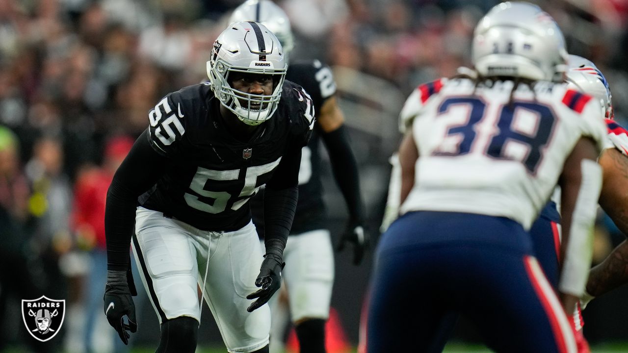 Chandler Jones stiff arm caps wild finish in Raiders vs Patriots