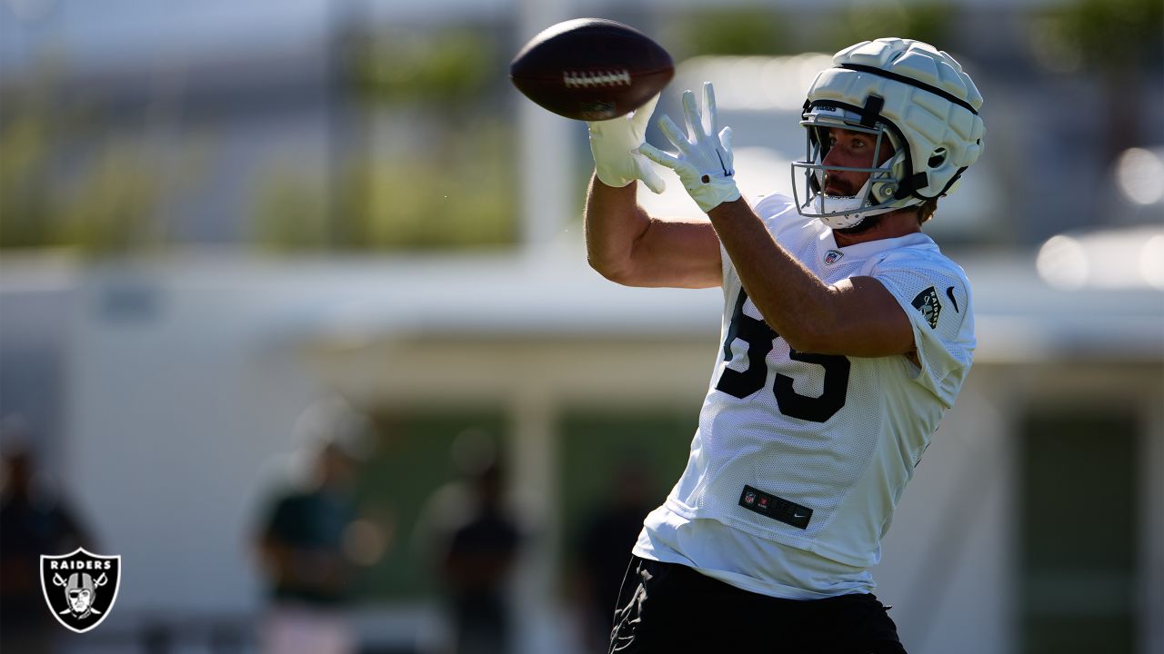 Raiders preseason: Tight end Cole Fotheringham opens eyes - Silver